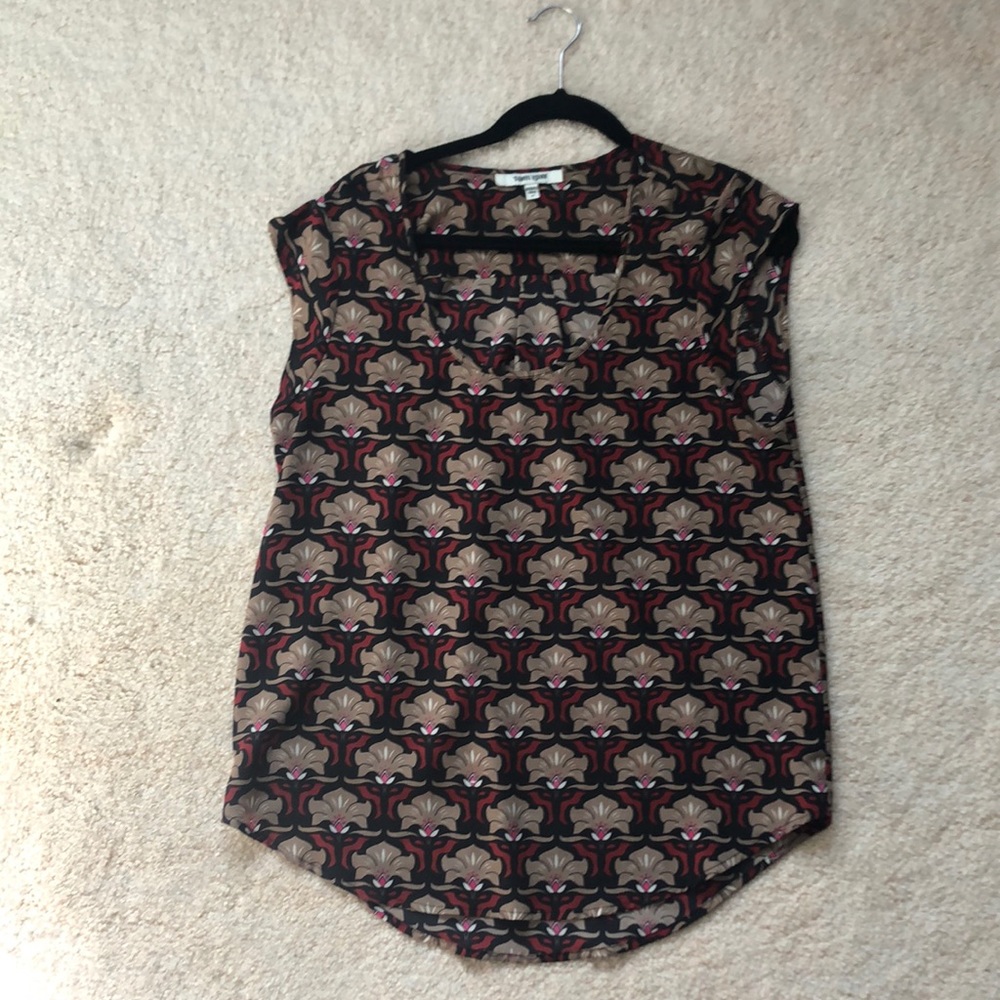 Daniel Rainn cap sleeve blouse